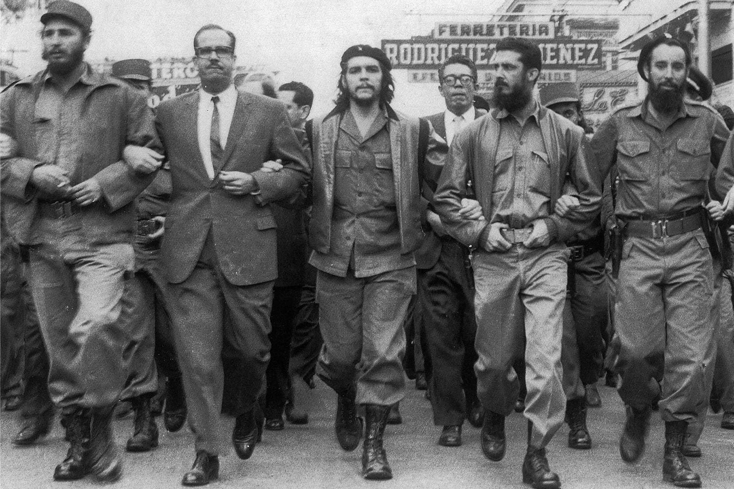 Che Guevara Y Fidel Castro - Argentour